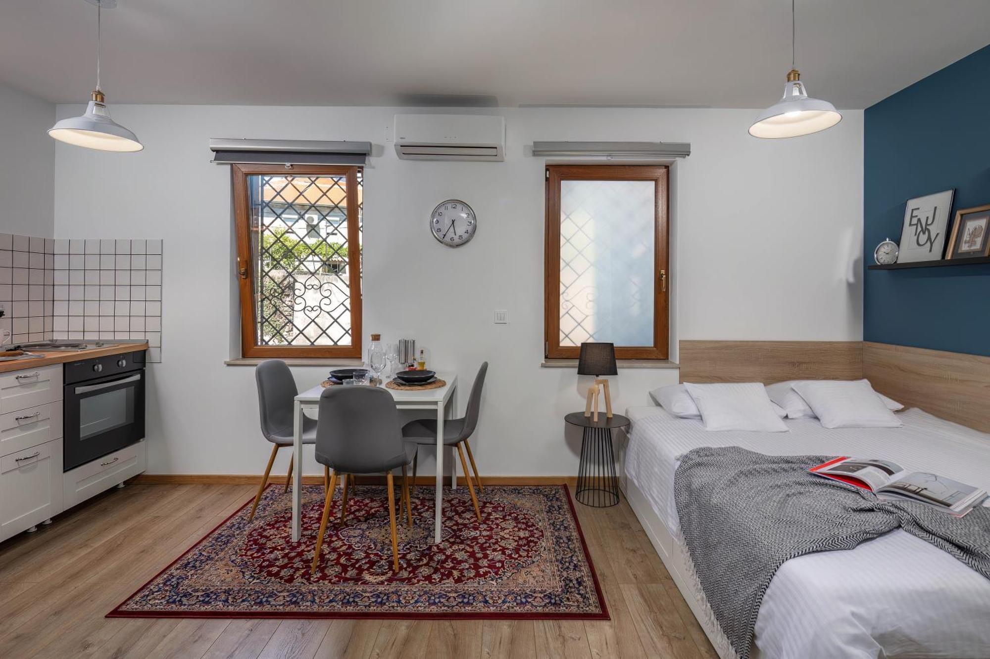 Agostini - Contactless Apartments Vukovarska Риека Номер фото