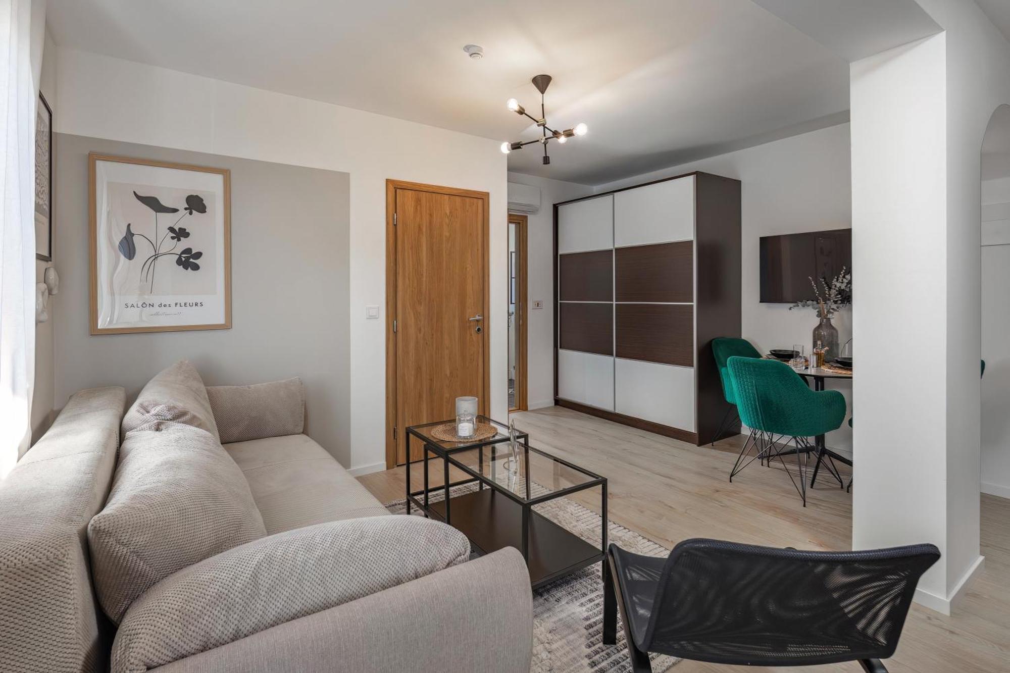 Agostini - Contactless Apartments Vukovarska Риека Экстерьер фото