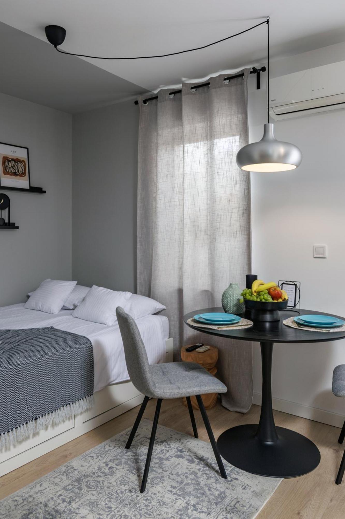 Agostini - Contactless Apartments Vukovarska Риека Экстерьер фото